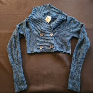 Cropped blue bottom up sweater